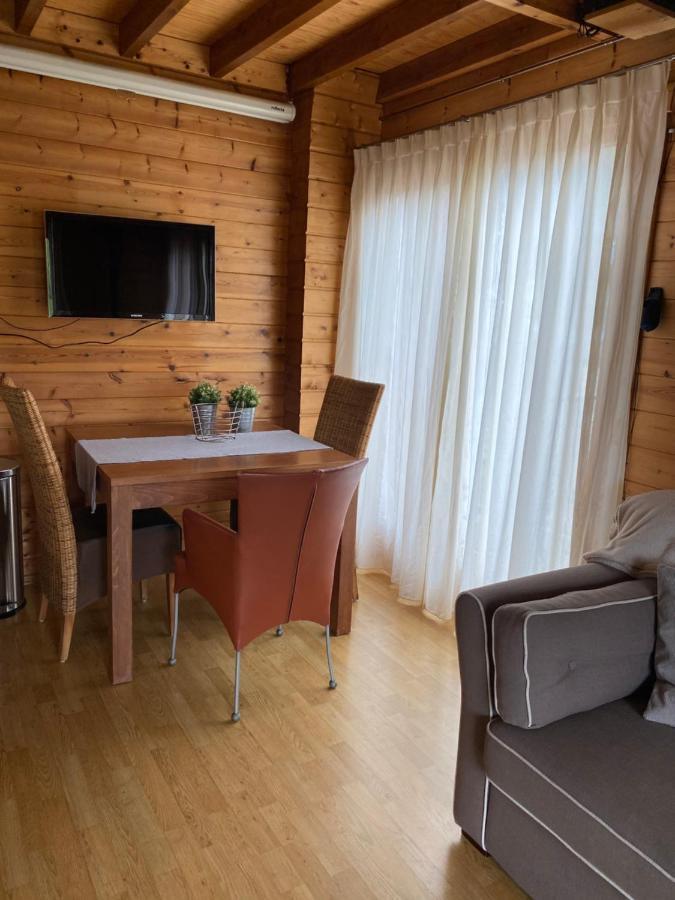 Chalet La Meuse Villa Maaseik Kültér fotó